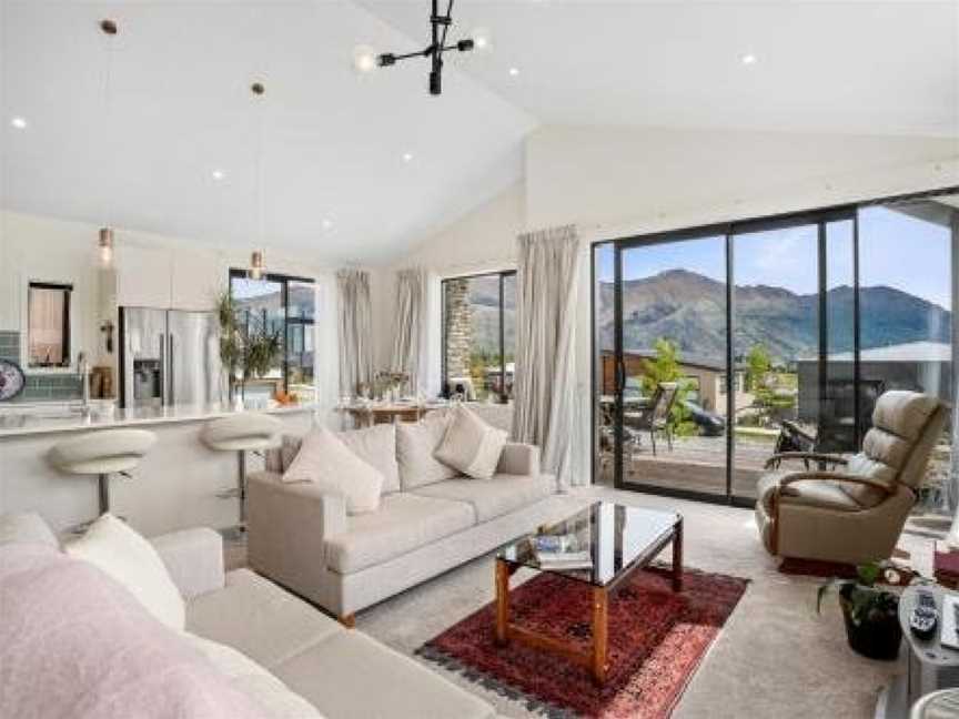 Farrant Drive Luxury Cottage - Wanaka Holiday Home, Wanaka, New Zealand