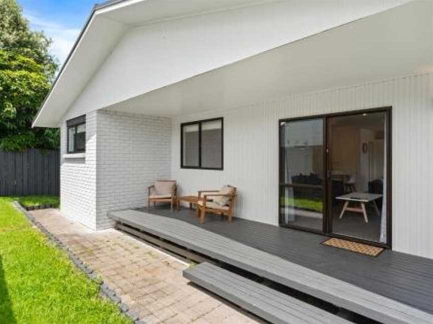 Garden Grove Gem - Lake Taup Holiday Home, Taupo, New Zealand