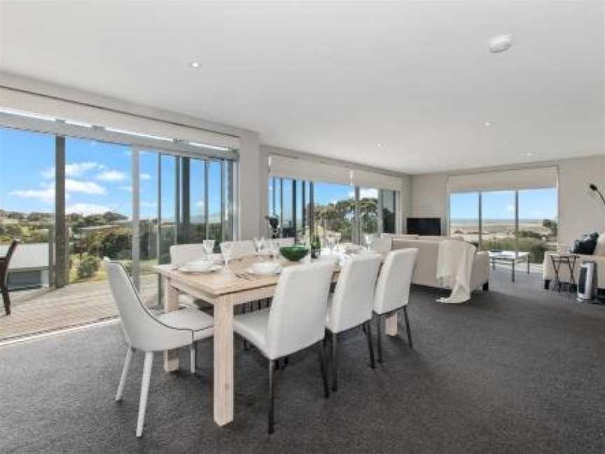 Sea It All On Devon - Mangawhai Holiday Home, Mangawhai, New Zealand