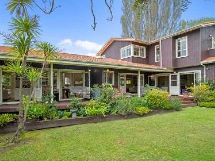A Ray of Sunshine - Manly Holiday Home, Whangaparaoa, New Zealand