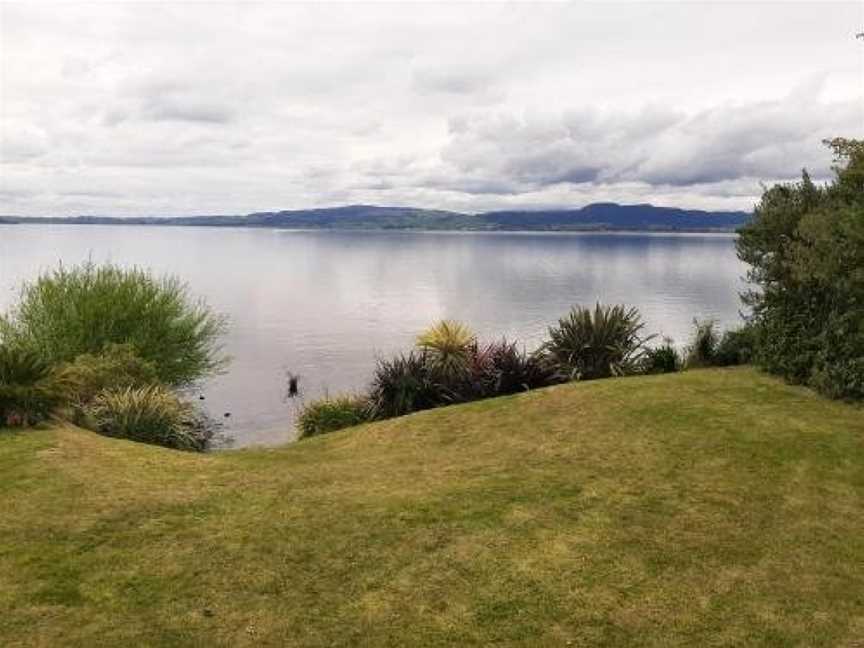 Koutu Beach Bed & Breakfast, Rotorua, New Zealand