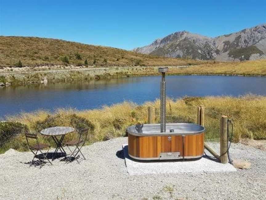 Lake Stella Mountain Huts, Hanmer Springs, New Zealand