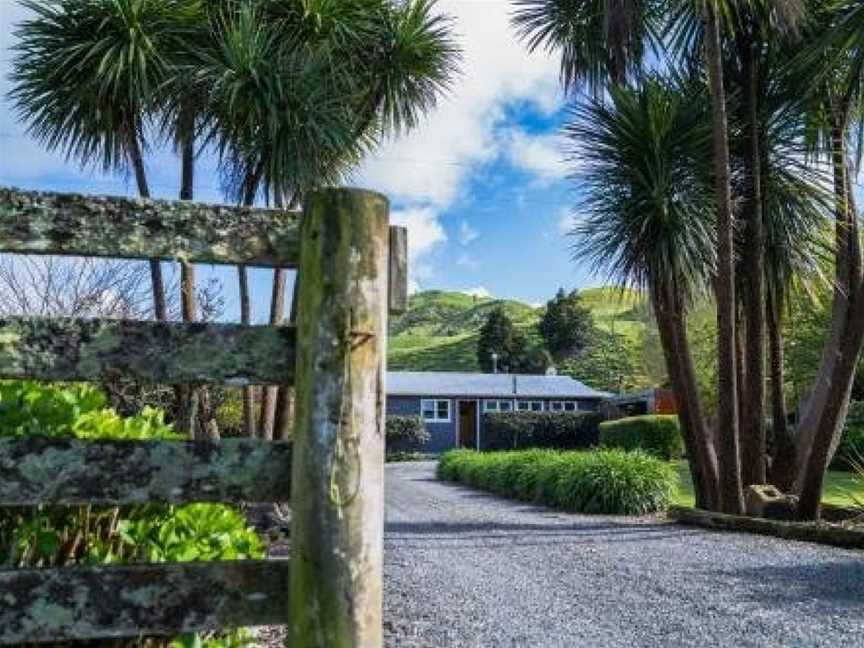 Mahaanui Cottage Farmstay, Tiniroto, New Zealand