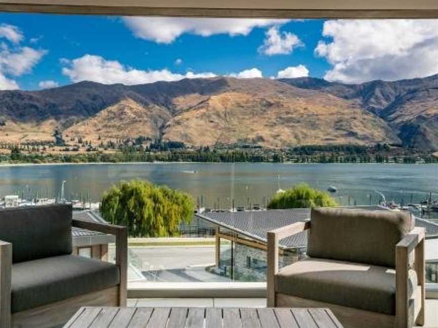 Lakeside Luxury 2 Bedroom Apartment, Wanaka, New Zealand