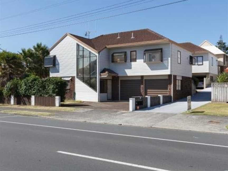 At The Bay - Mt Maunganui Holiday Home, Mount Maunganui, New Zealand