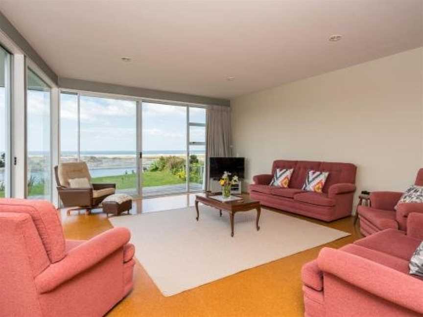 Roberts Retreat - Mangawhai Holiday Home, Mangawhai, New Zealand