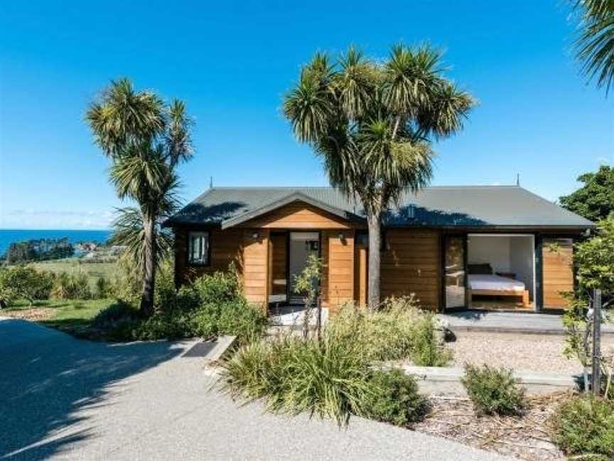 Little Tiri - Oneroa Bach, Waiheke Island (Suburb), New Zealand