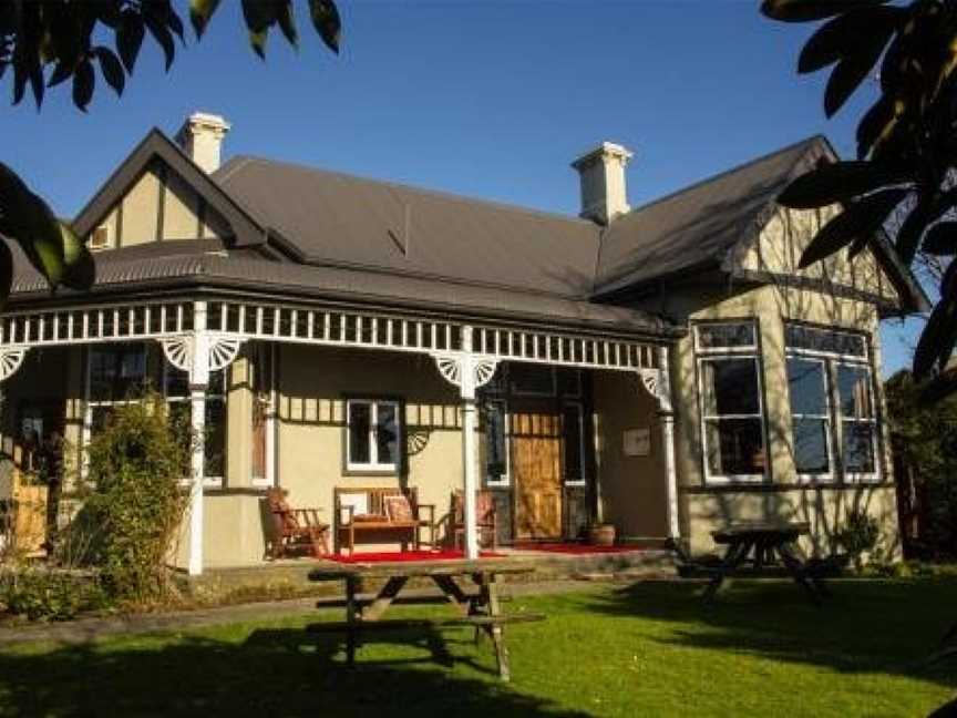 Southern Comfort - BBH, Invercargill, New Zealand