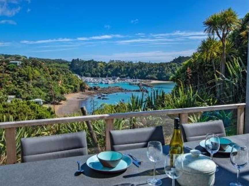 Marina Views - Tutukaka Holiday Home, Tutukaka, New Zealand