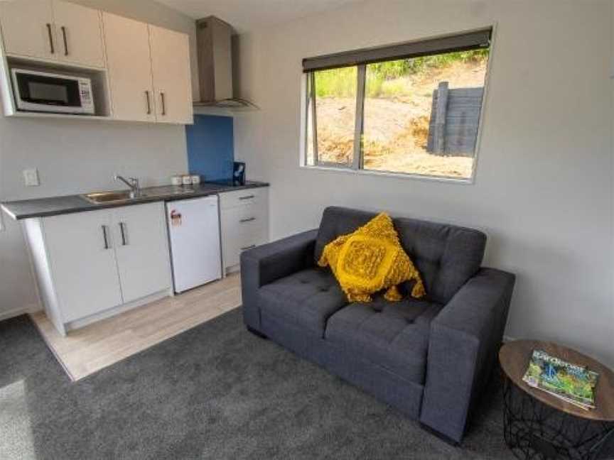 Kereru Cabin - Riwaka Holiday Unit, Kaiteriteri, New Zealand