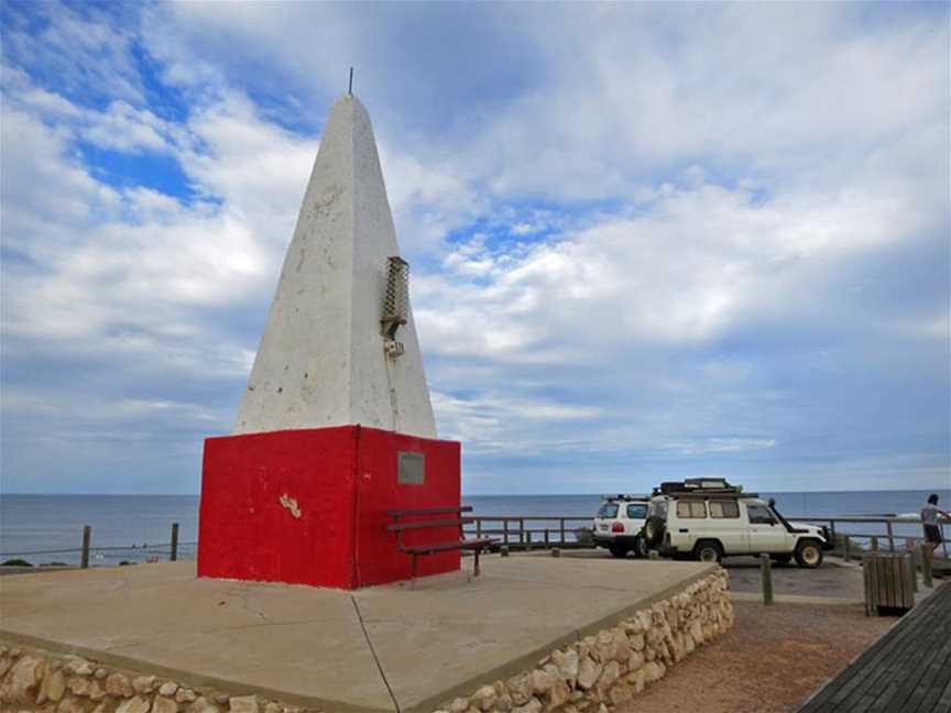 Fishermen's Memorial Lookout & Obelisk, Tourist attractions in Port Denison