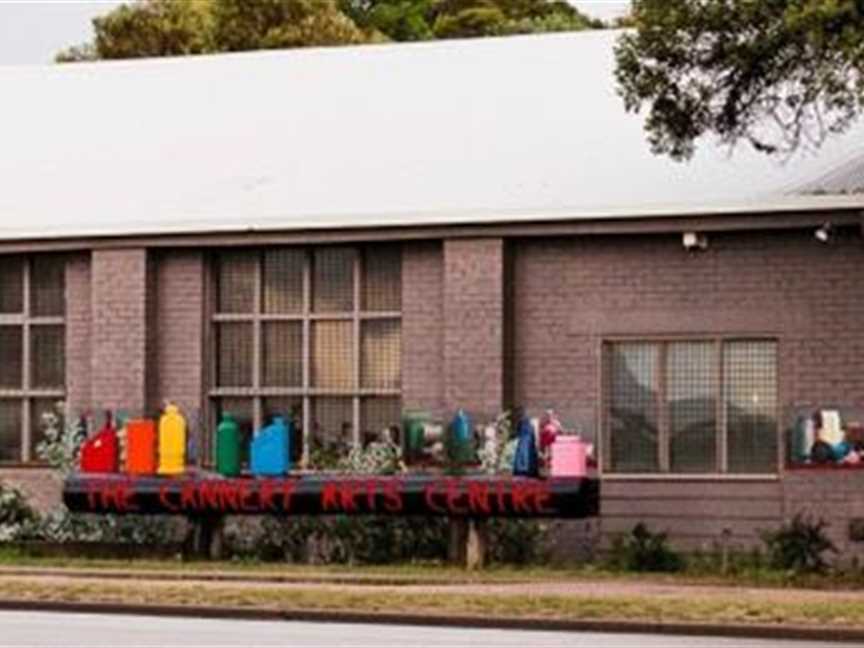 Cannery Arts Centre, Attractions in Esperance