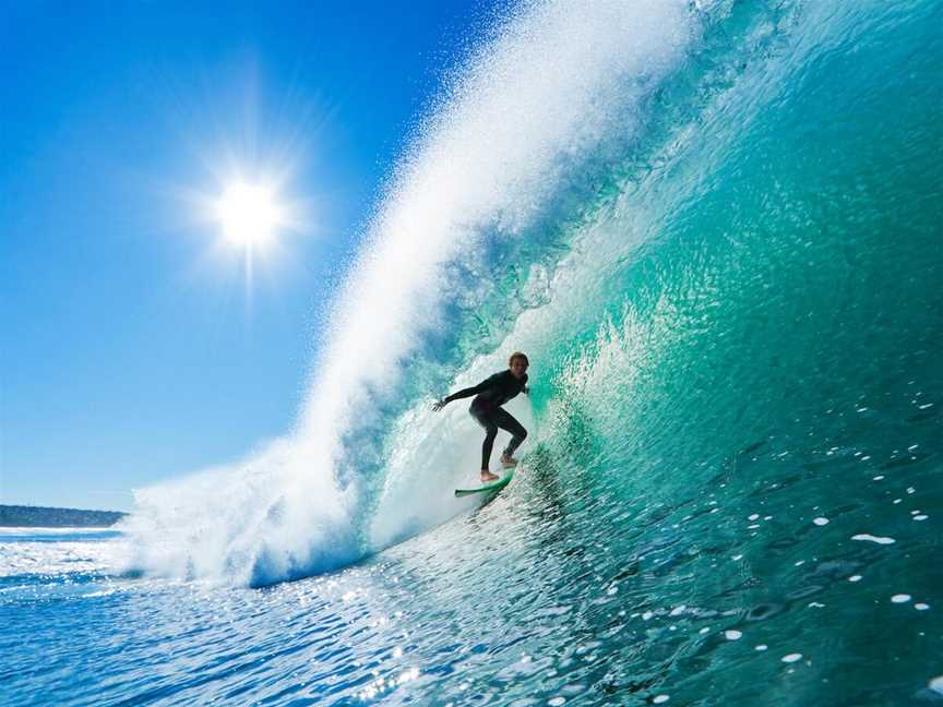 Surfing at Turtles, Attractions in Gnaraloo