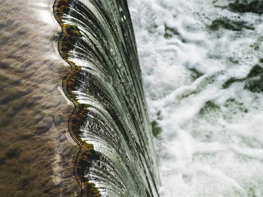Serpentine Falls, Attractions in Serpentine