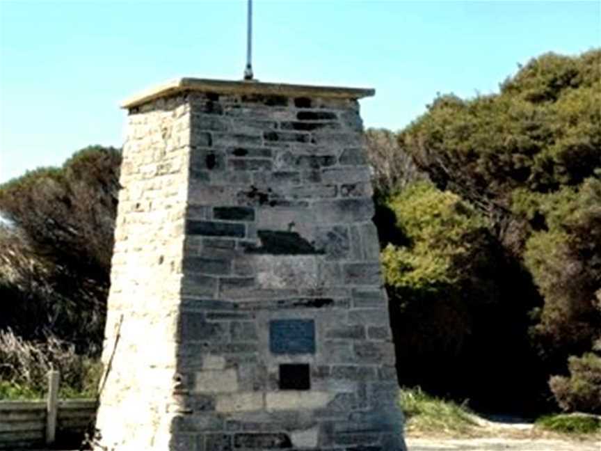 Roland Smith Memorial, Attractions in Rottnest Island