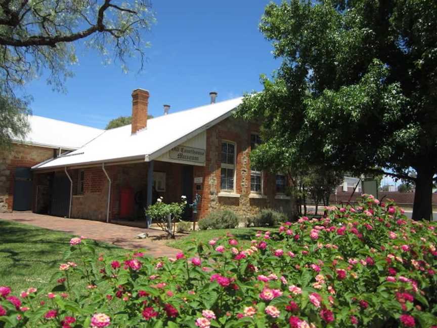Narrogin Old Courthouse Museum, Tourist attractions in Narrogin