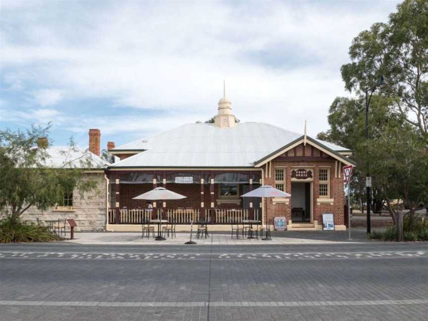 Old Court House, Attractions in Busselton