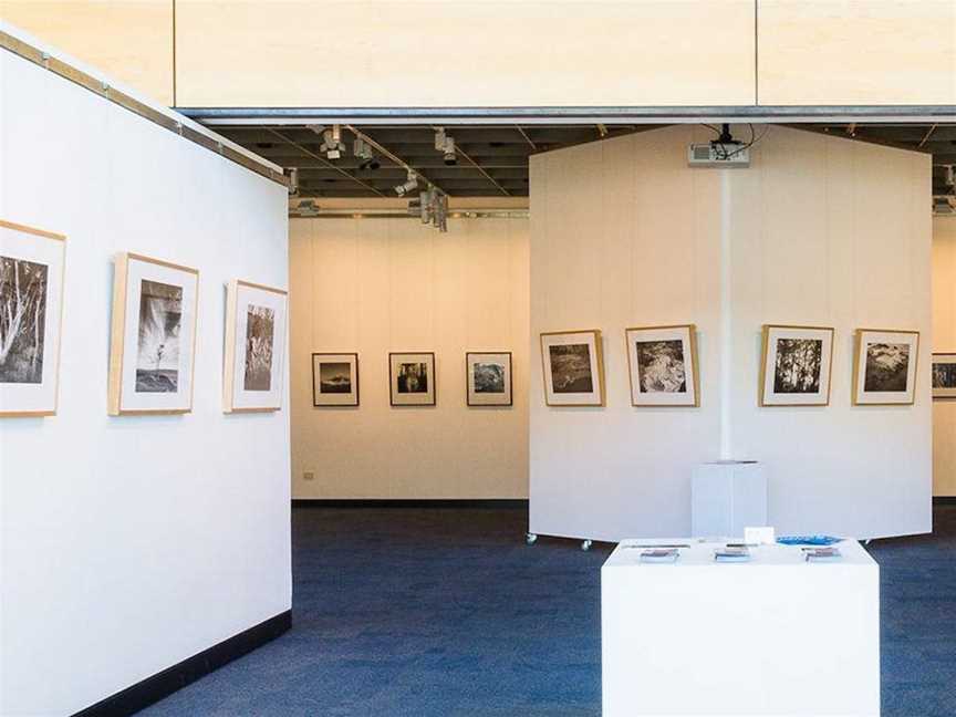 Alcoa Mandurah Art Gallery, Tourist attractions in Mandurah