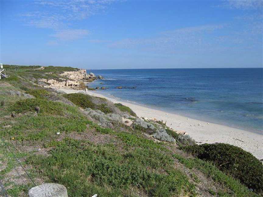 Snorkelling at Burns Beach, Tourist attractions in Burns