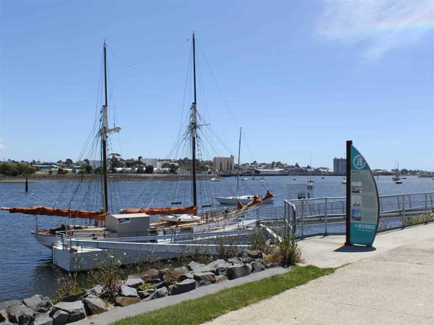 Bass Strait Maritime Centre, Tourist attractions in Devonport