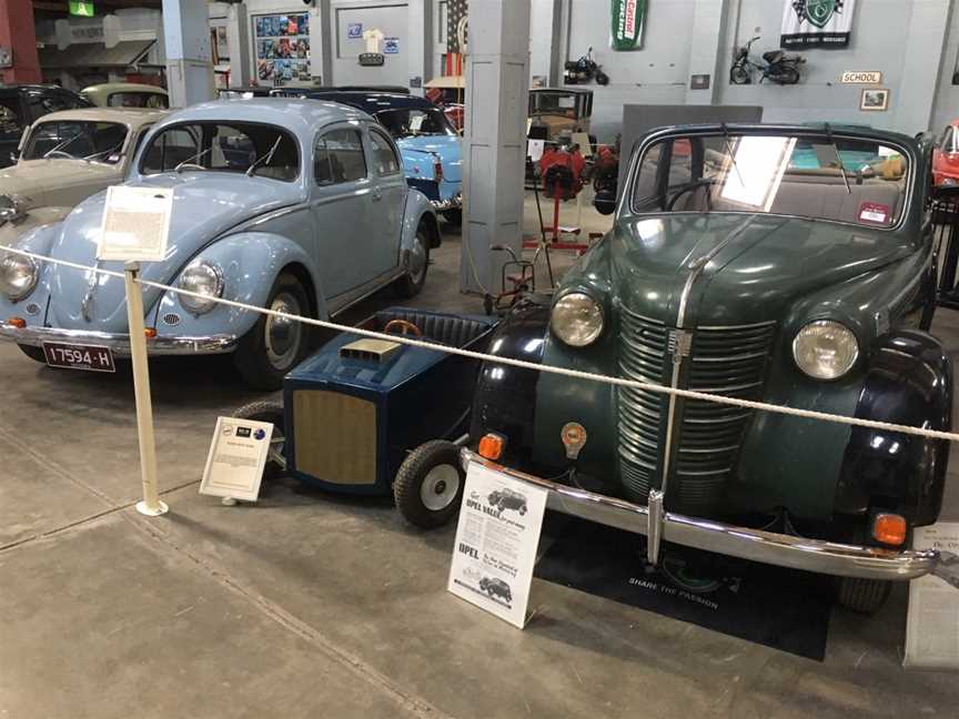 Gippsland Vehicle Collection, Tourist attractions in Maffra