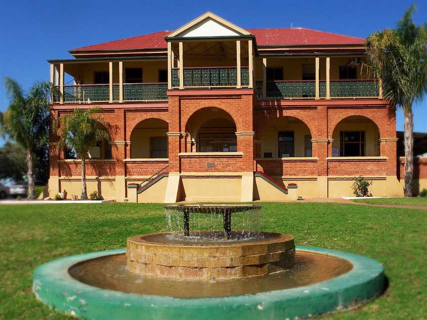 Greater Cobar Heritage Centre, Tourist attractions in Cobar