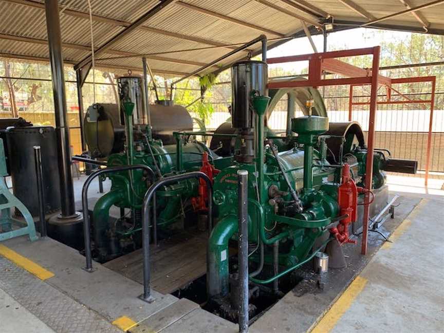 Historical Crossley Engine, Tourist attractions in Bourke