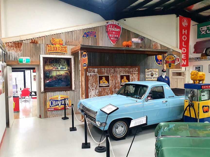 Mildura Holden Motor Museum, Tourist attractions in Buronga