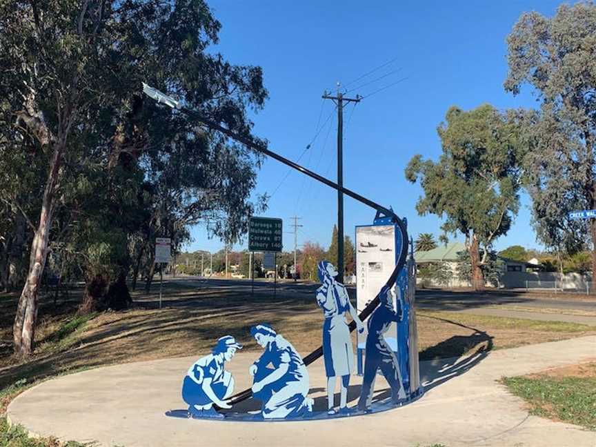 The WAAAF (Women's Auxiliary Australian Air Force) Creek Walk, Tourist attractions in Tocumwal