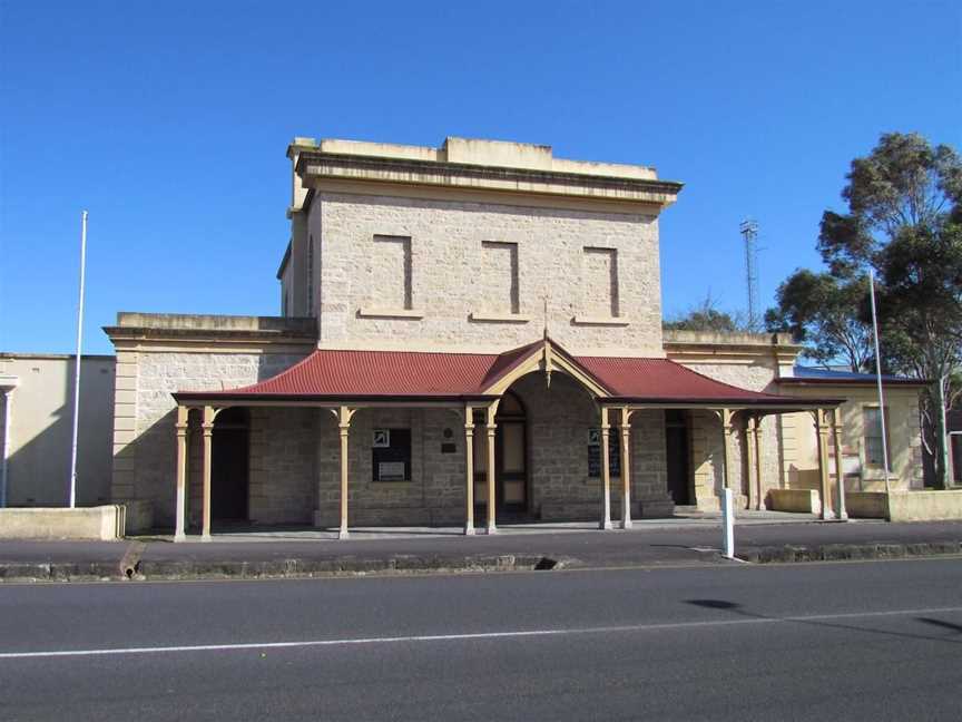 The Old Courthouse, Tourist attractions in Mount Gambier