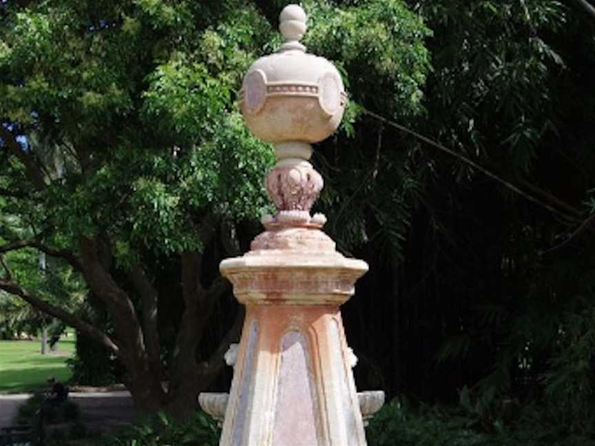 Walter Hill Fountain, Tourist attractions in Brisbane