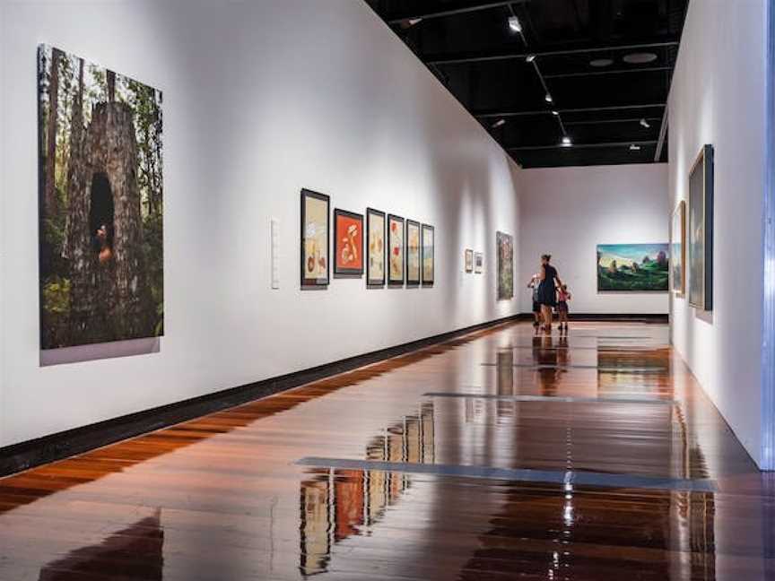 Caboolture Regional Art Gallery, Tourist attractions in Caboolture