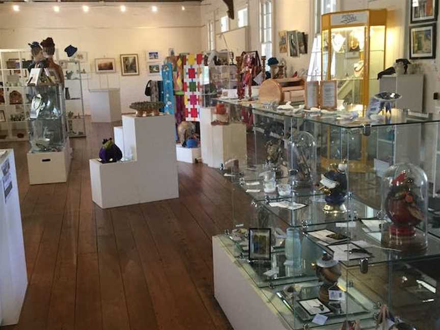Gallery On Track, Goulburn, NSW