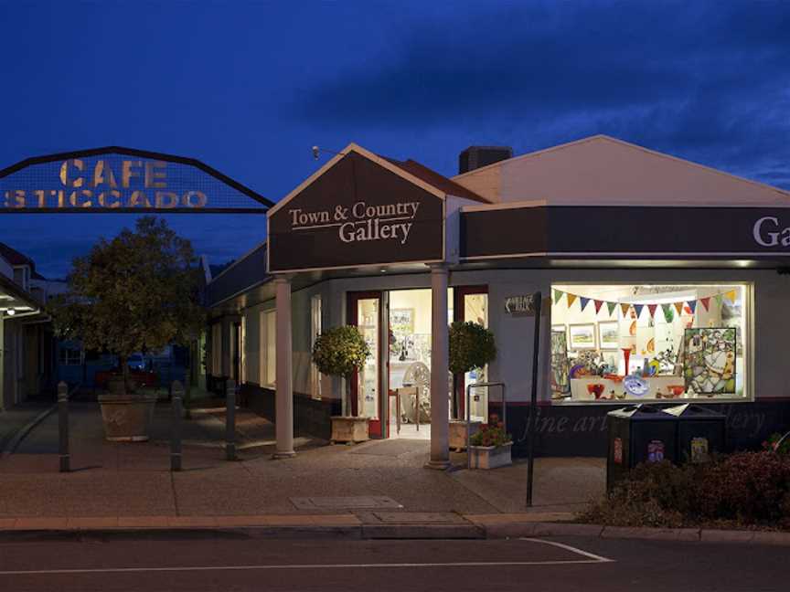 Town & Country Art Gallery Yarragon, Yarragon, VIC