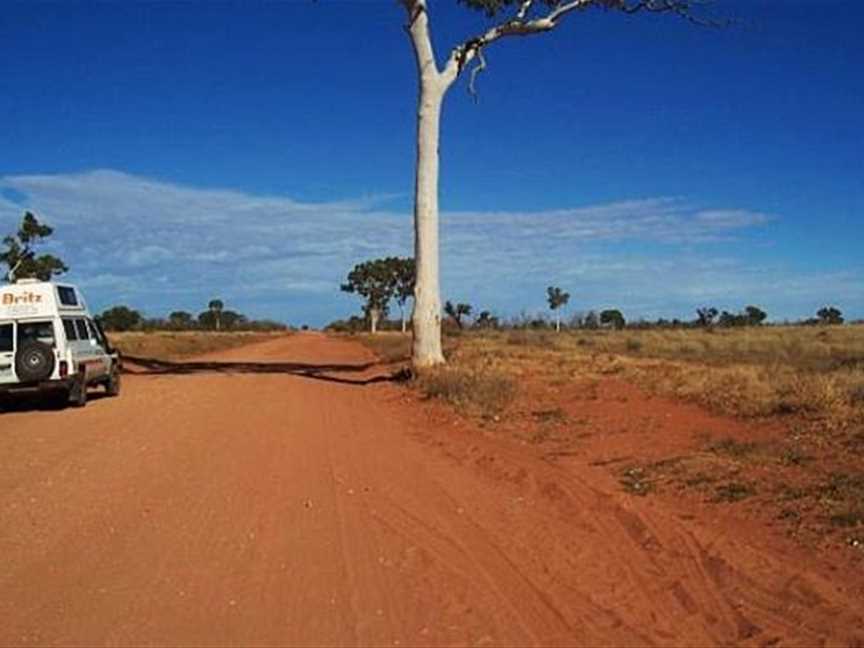 The Outback Way - Australia's Longest Shortcut, Attractions in Laverton