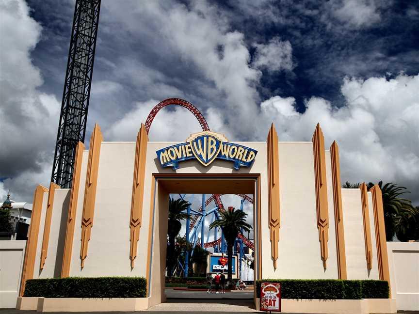 Warner Bros. Movie World, Tourist attractions in Oxenford