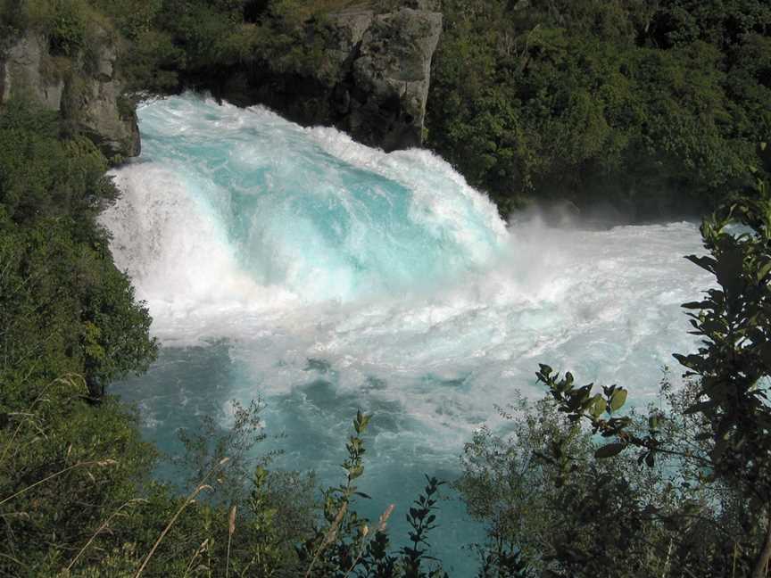 Goomoolahra Falls, Tourist attractions in Springbrook