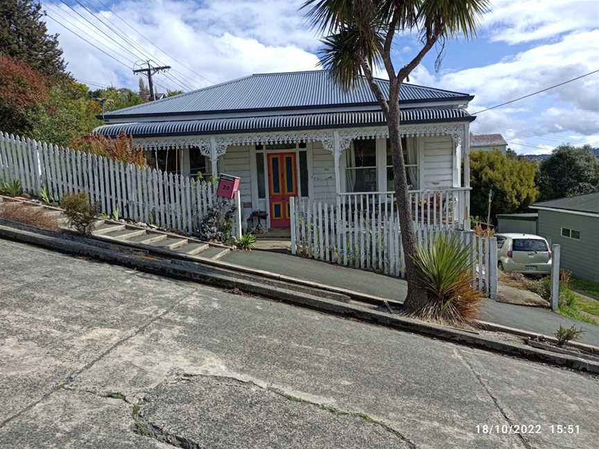 Baldwin Street - The Steepest Street in the World, North East Valley, New Zealand