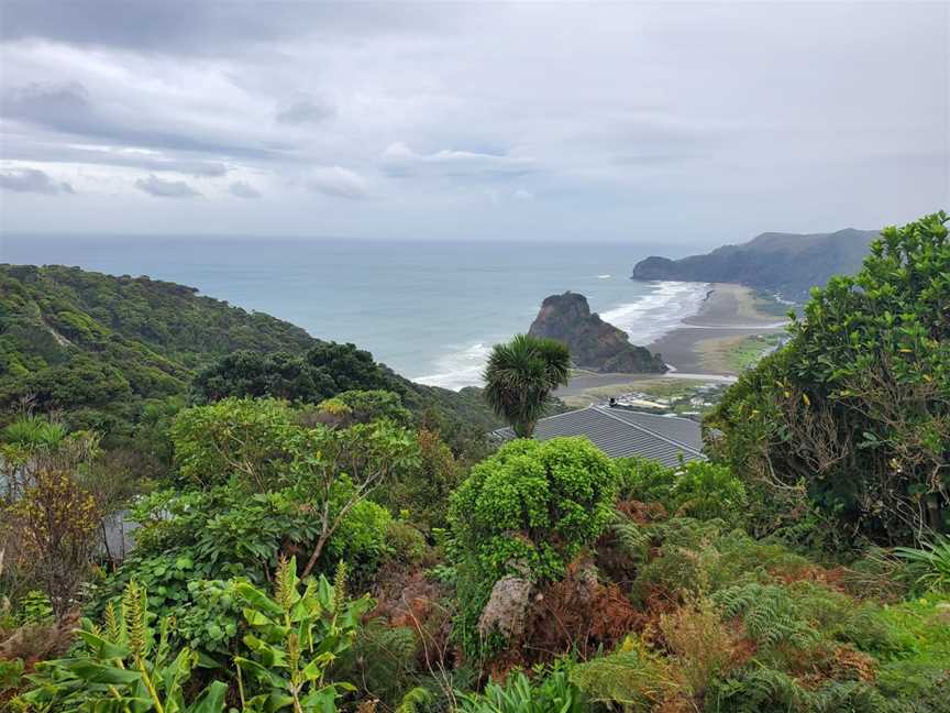 Hinerangi Pou, Piha, New Zealand