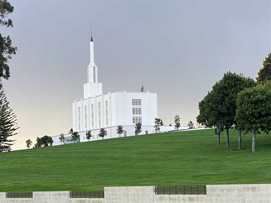 Hamilton New Zealand Temple, Temple View, New Zealand