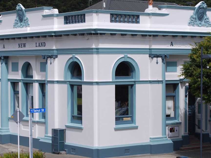 Left Bank Art Gallery, Greymouth, New Zealand
