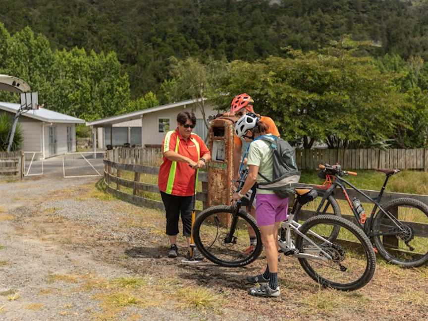Whanganui Tours, Gonville, New Zealand
