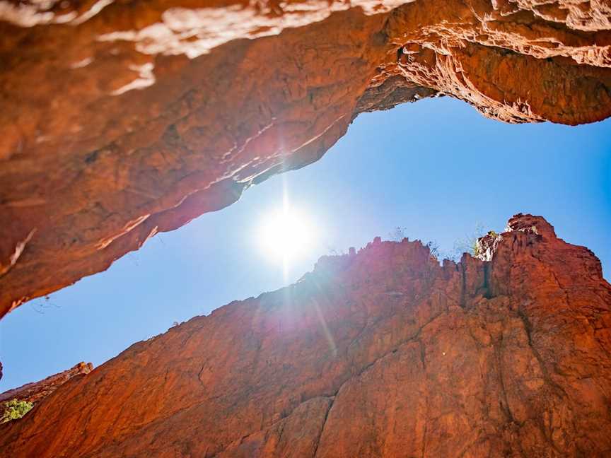 Standley Chasm – Angkerle  Atwatye, Hugh, NT