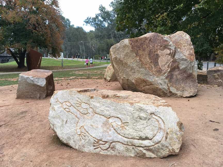 Marmungun Rock - Bullawah Cultural Trail, Wangaratta, VIC