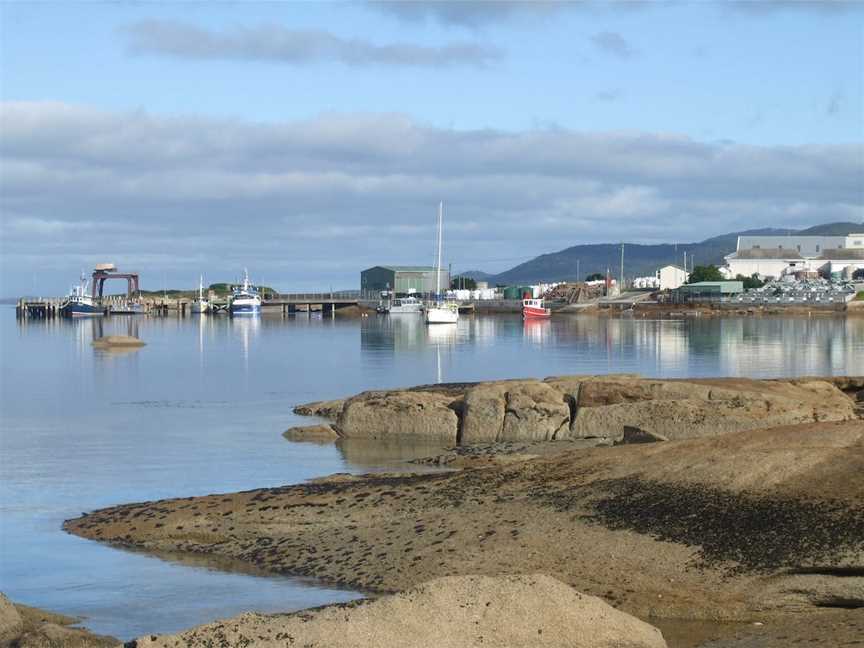 Drive Discovery South East Coast Flinders Island, Lady Barron, TAS