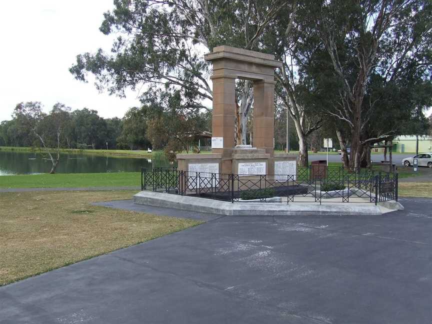 Memorial Park and Garden, Jerilderie, NSW