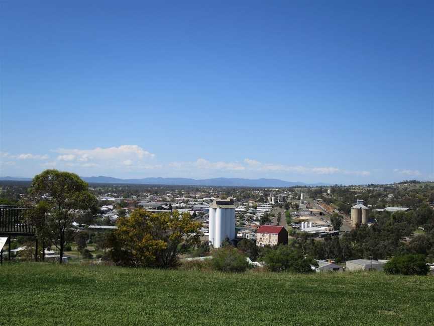 Heritage Sculptures at Pensioners Hill Lookout, Gunnedah, NSW