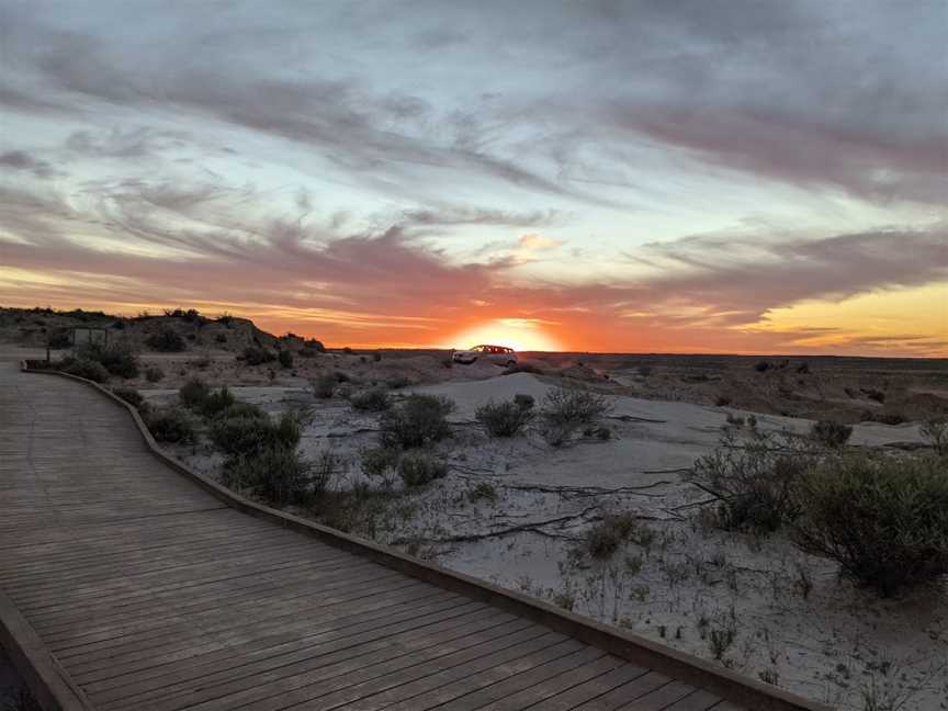 Red Top lookout and boardwalk, Mungo, NSW