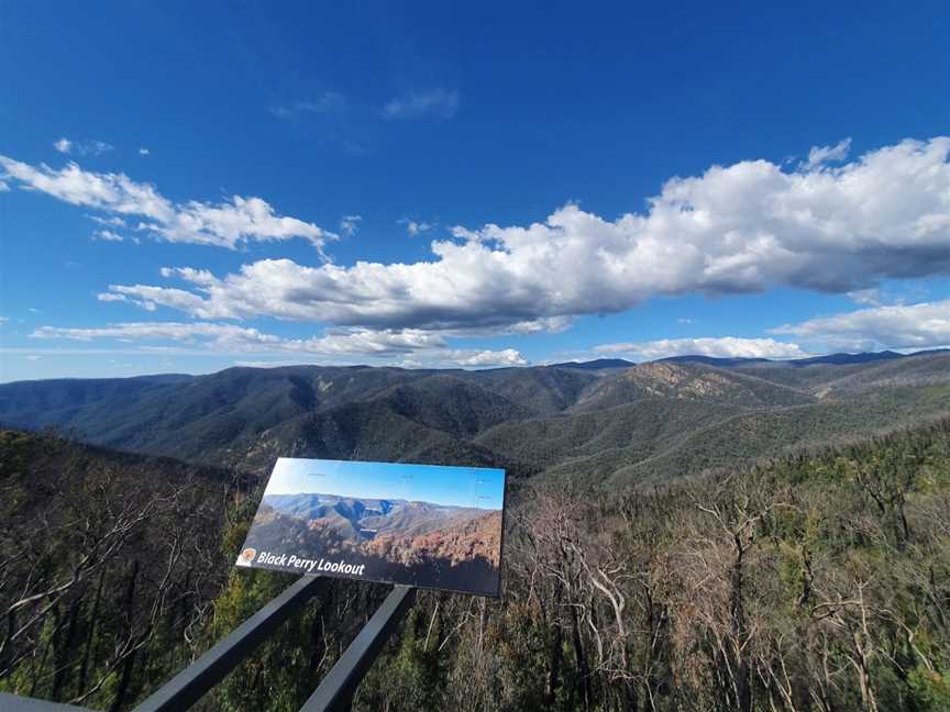 Black Perry lookout, Talbingo, NSW