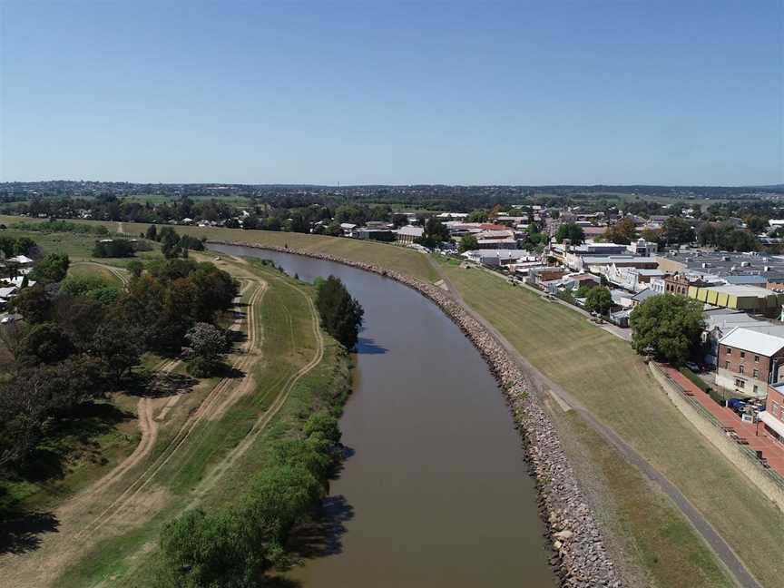 Lorn Riverbank, Lorn, NSW